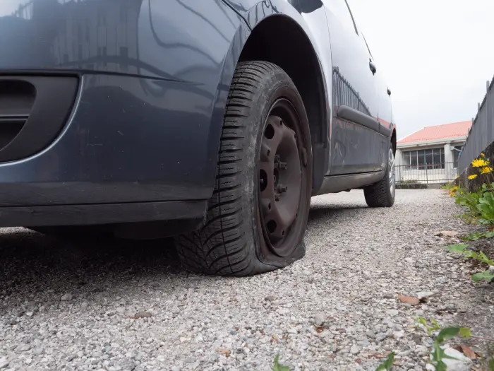 Roadside Tire Service Tips for Avoiding Further Vehicle Damage Cathedral City, CA