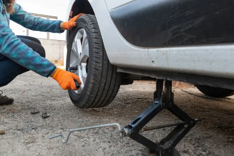 Understanding the Importance of Tire Change in Towing Services Cathedral City, CA